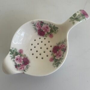 Vintage porcelain tea strainer rose floral no base Ceramic Country Victorian